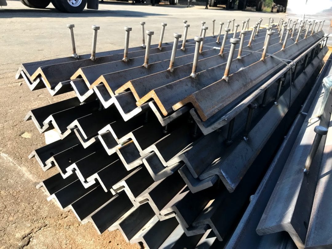 2 1/2″x 2 1/2″x 1/4″x 120″ Angle Iron Embeds Galvanized Type AA